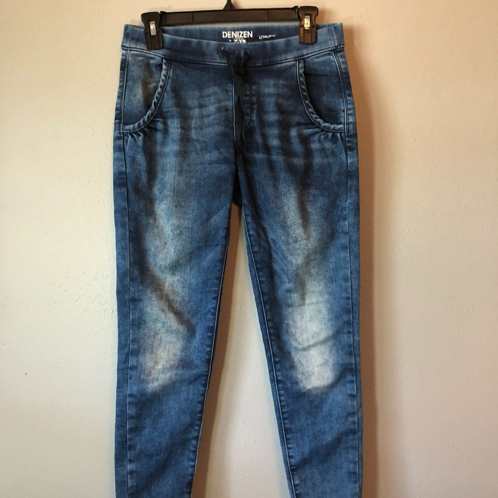 Skinny jogger jeans